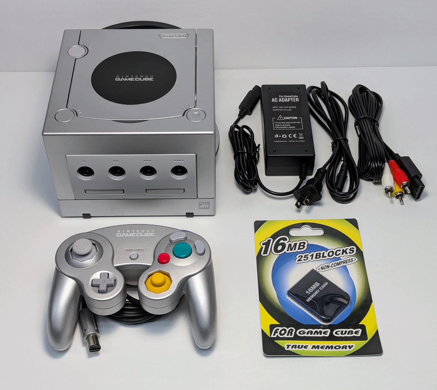 Nintendo GameCube Console Bundle w/ OEM Controller & 16MB Memory Card - Pick Color