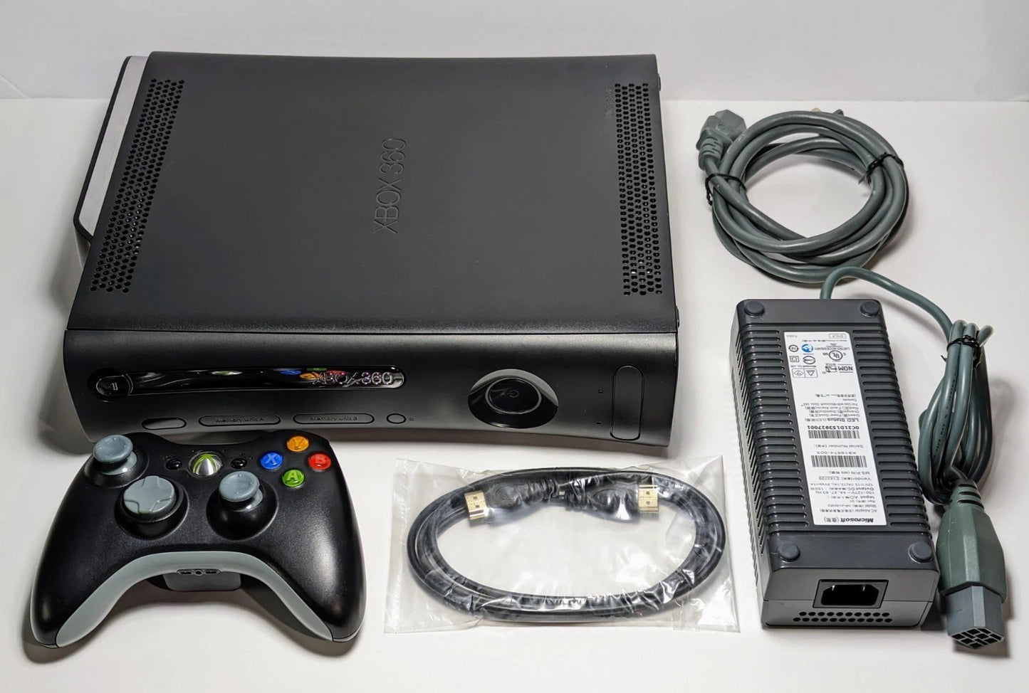 Xbox 360 Elite Console w/ OEM Controller - Black