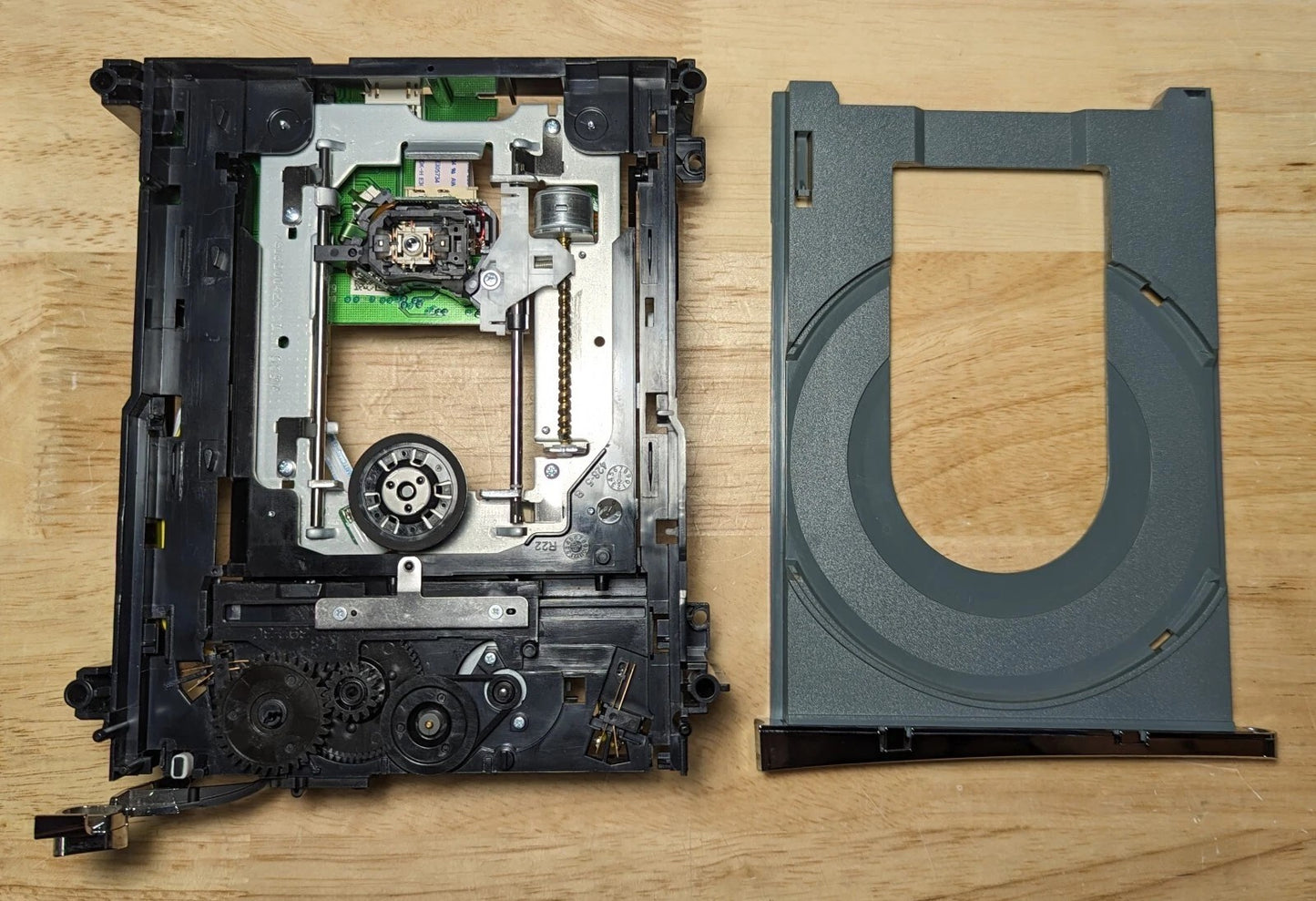 Xbox 360 Elite Console w/ OEM Controller - Black