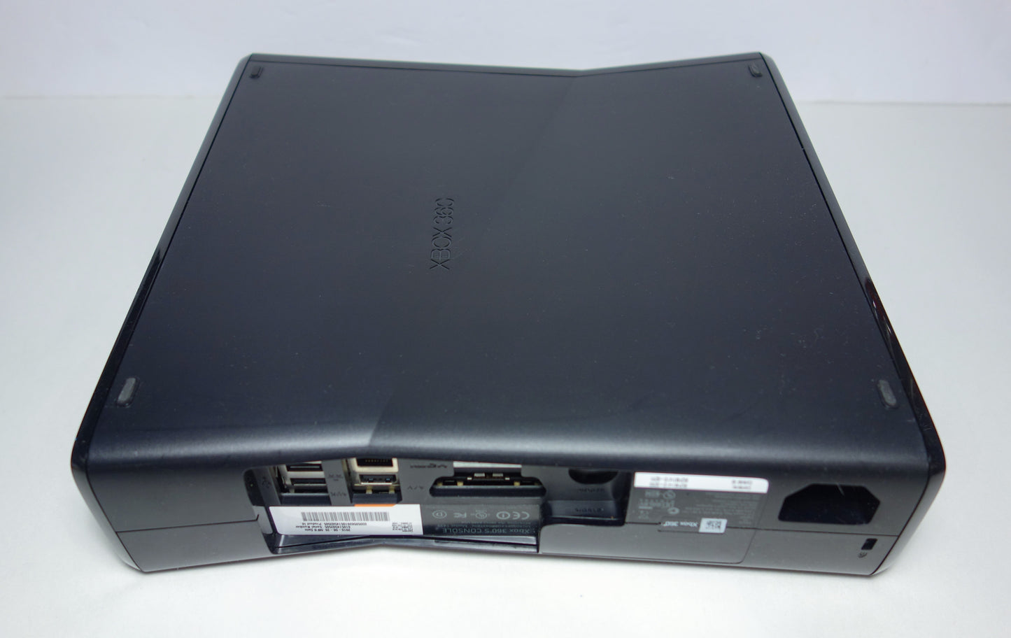 Xbox 360 S Slim 4GB-500GB w/ OEM Controller Bundle - Black