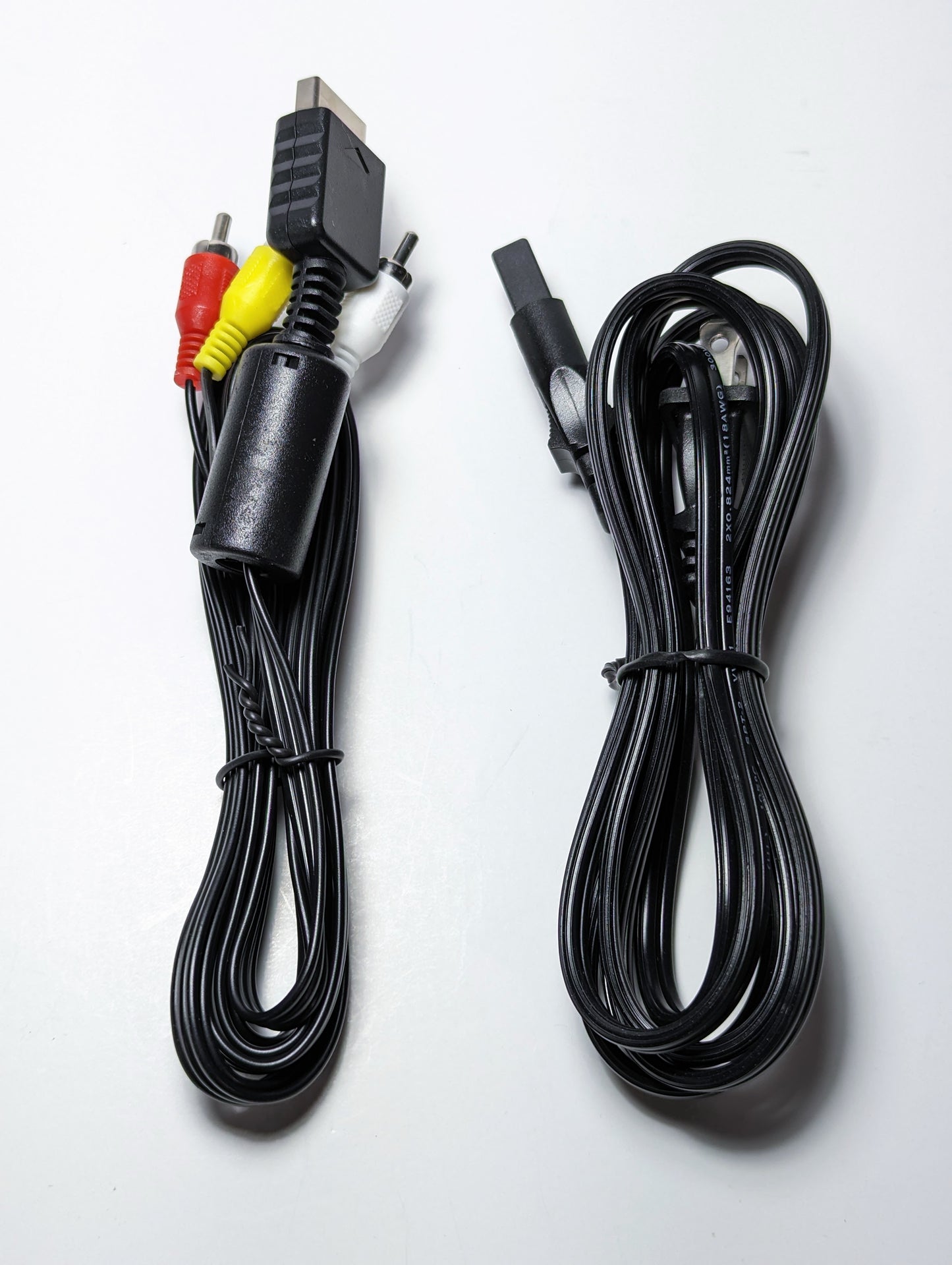 PlayStation 2 Fat w/ XYAB Sentinel Controller & 128MB Memory Card Bundle - Black