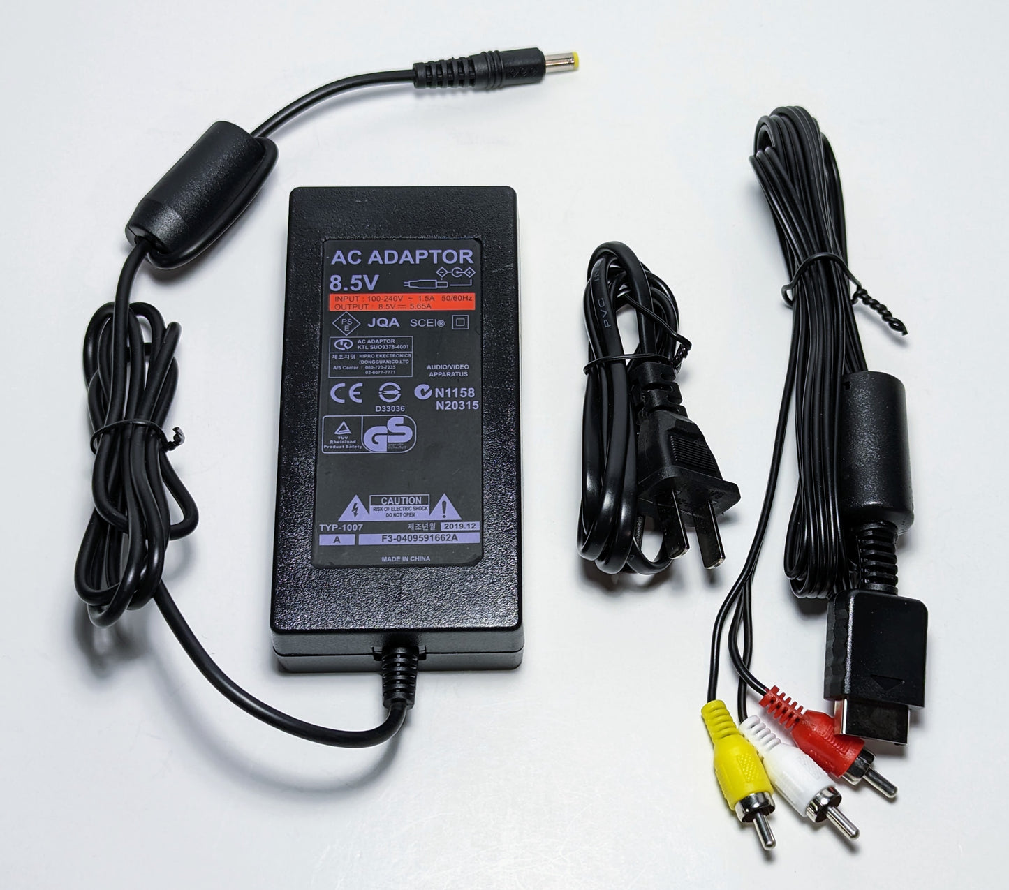 PlayStation 2 Slim w/ XYAB Sentinel Controller & 128MB Memory Card Bundle - Black