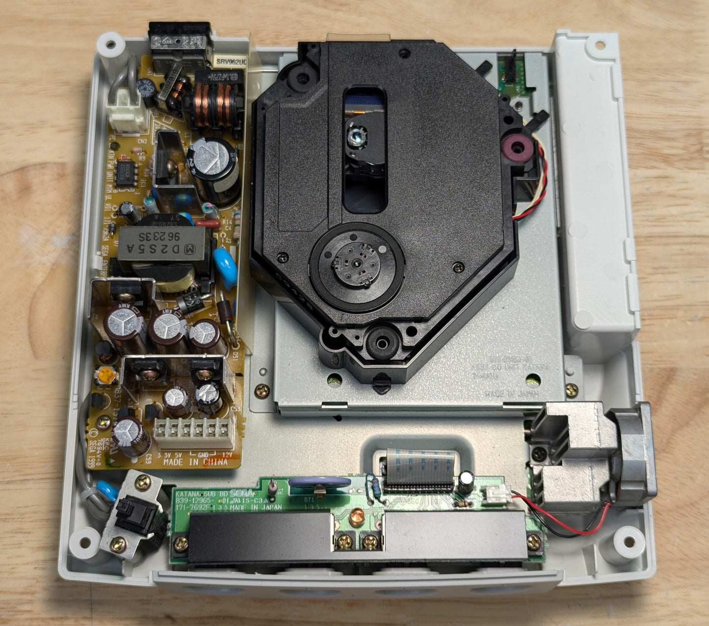 SEGA Dreamcast Console w/ OEM Controller & HDMI Adapter - White