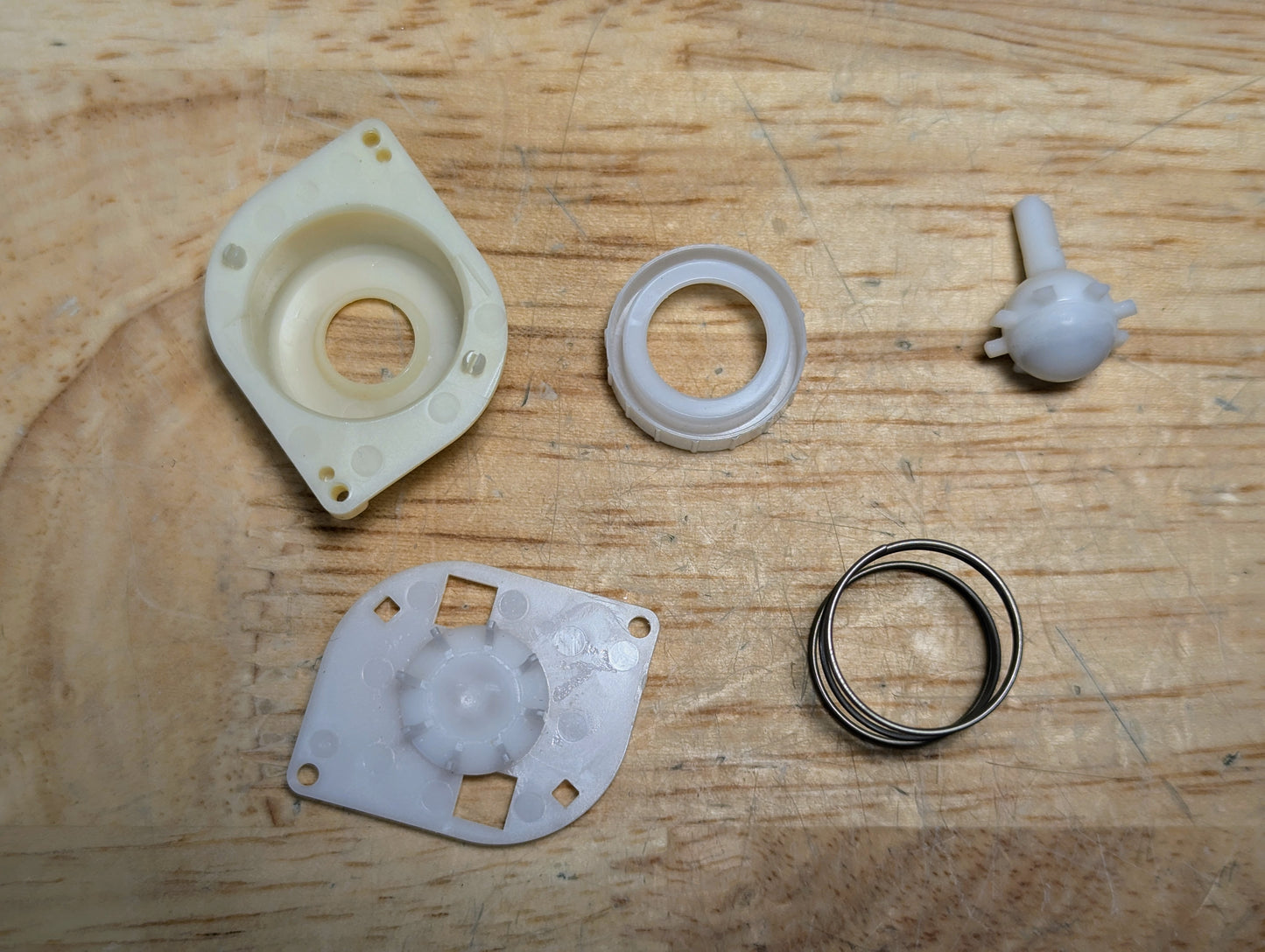 SEGA Dreamcast Console w/ OEM Controller & HDMI Adapter - White