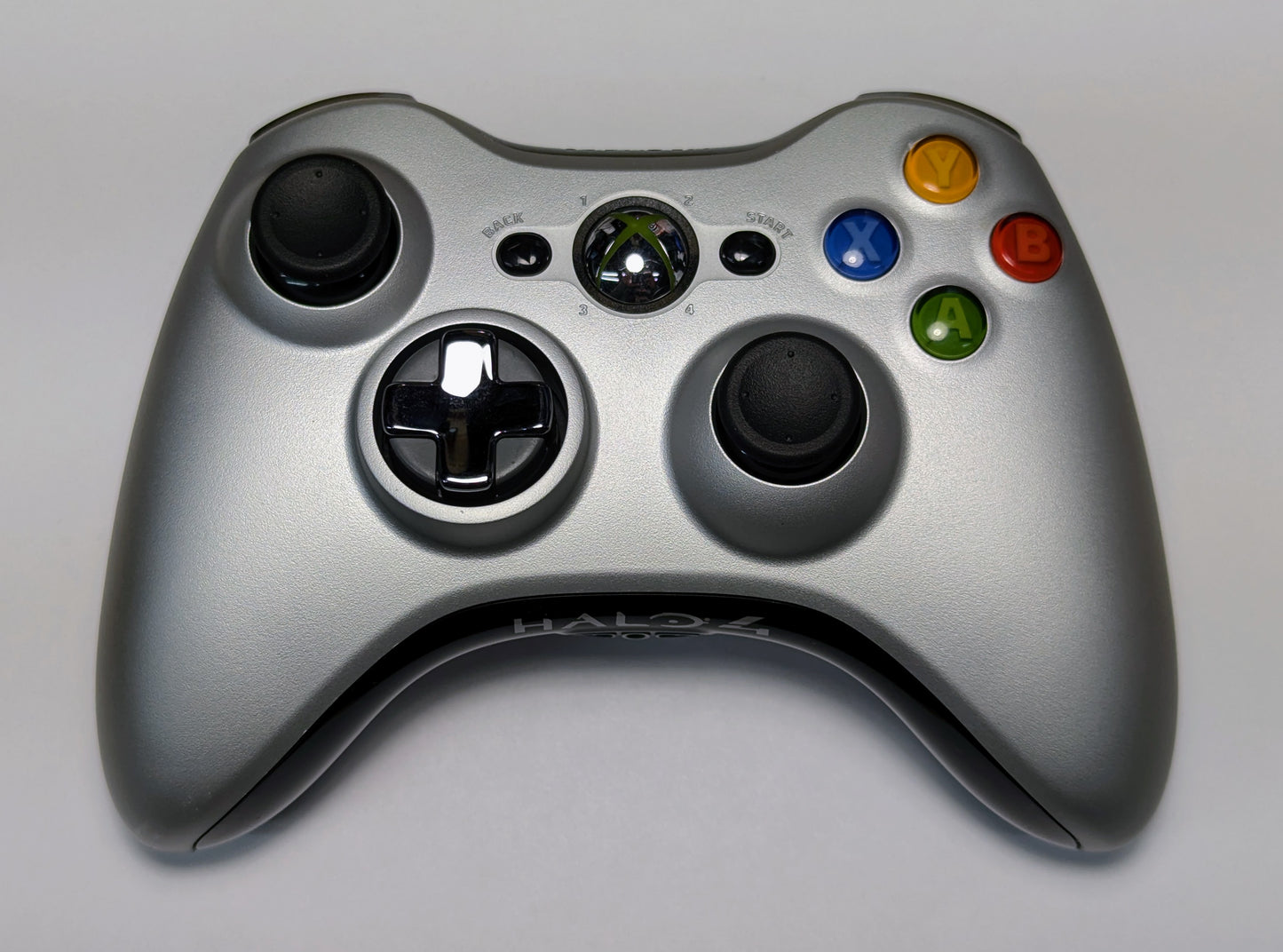 Xbox 360 Wireless Controller - New Silver OEM Shell, Transforming D-Pad
