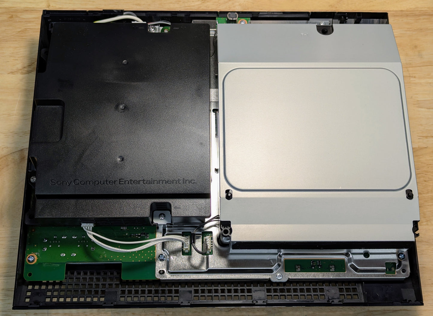 PlayStation 3 Fat Console w/ New XYAB Eclipse Controller - Black