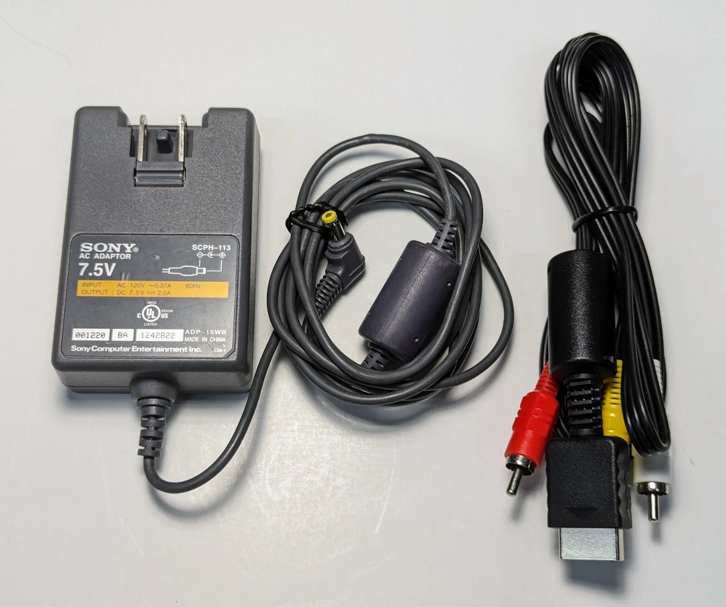 PS One SCPH-101 Console w/ OEM Controller Bundle - White